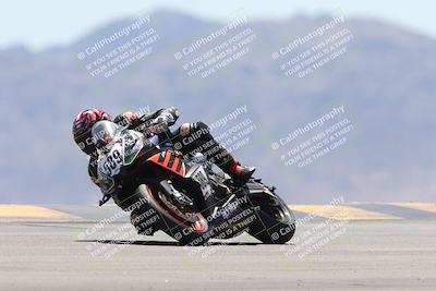 media/Apr-20-2025-CVMA (Sun) [[39090e8767]]/Race 9-Formula LW Twins Shootout/